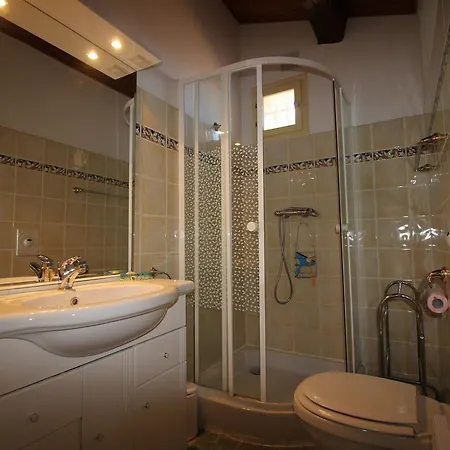 Spacious At Saint-raphael With Jacuzzi