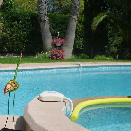 Spacious At Saint-raphael With Jacuzzi * Boulouris-sur-Mer